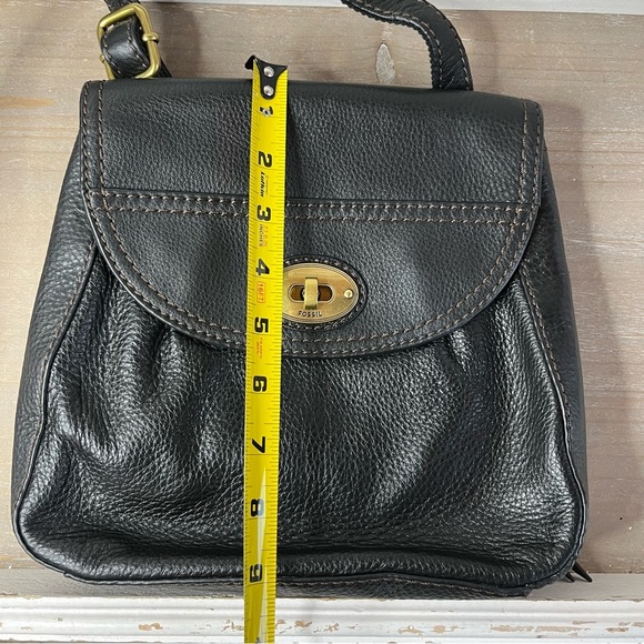 FOSSIL Carson Turnlock Flap Crossbody Black Pebbled Leather Style SHB1044 - Picture 14 of 16